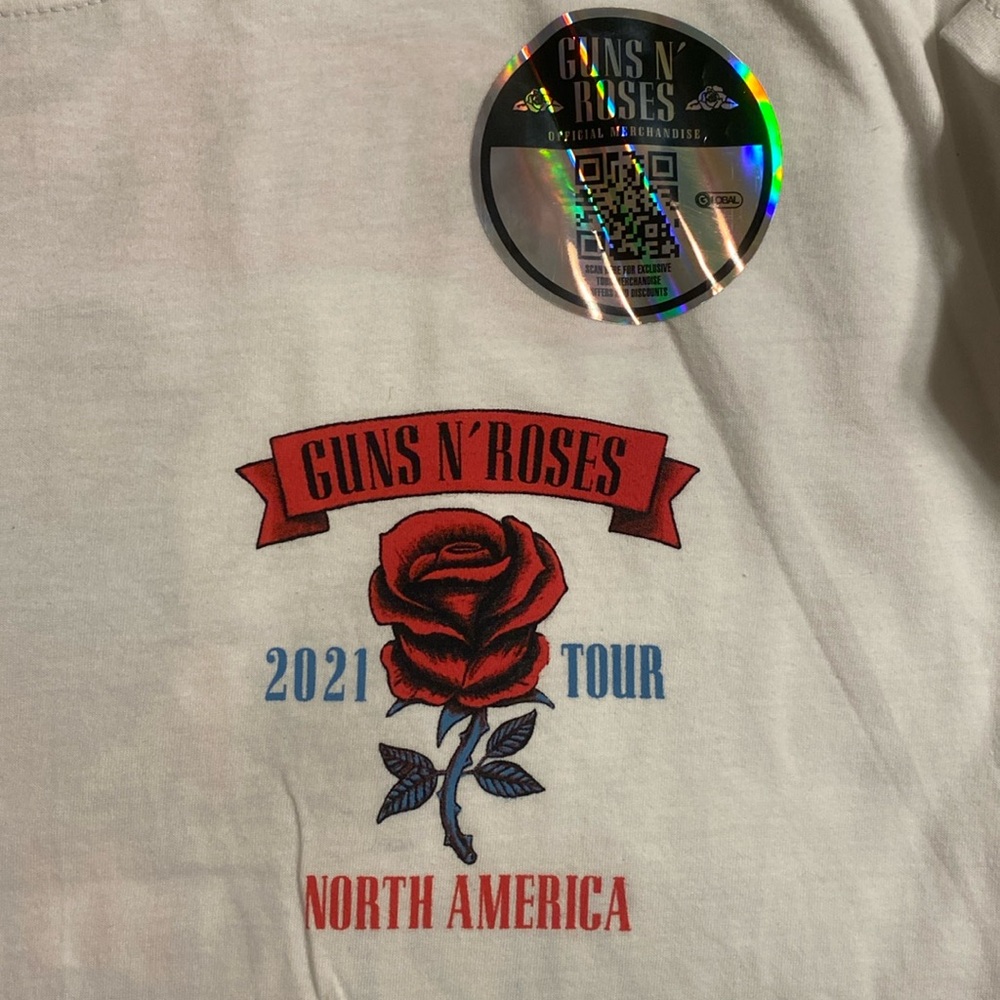 NEW Guns N’ Roses Graphic Tee
